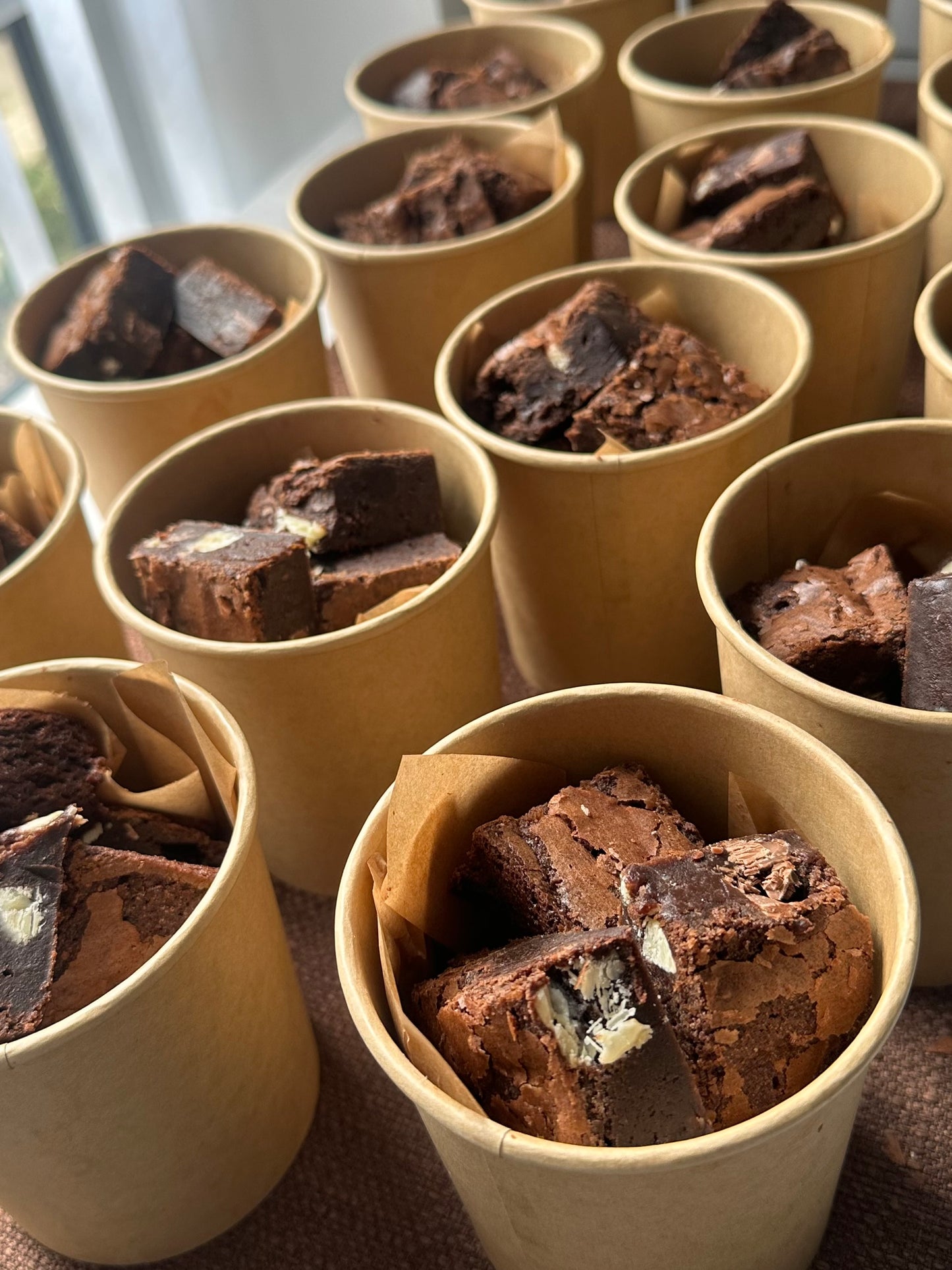 PRE-ORDER Brownie Pot